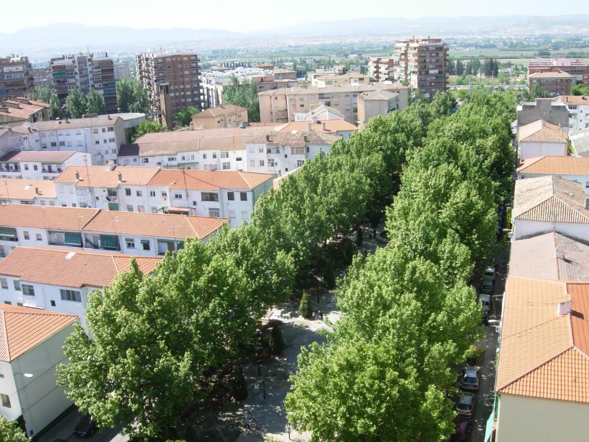 Apartamento Bulevar Encina Lägenhet Granada Exteriör bild